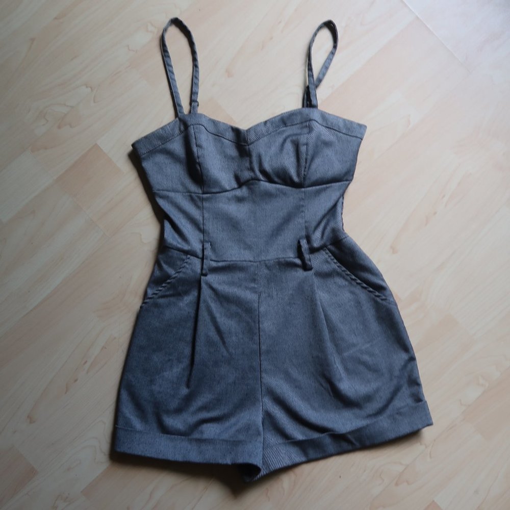 Guess Gray Tank Romper Spaghetti Straps Pockets